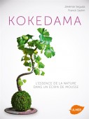 KOKEDAMA : L'ESSENCE DE LA NATURE DANS UN CRIN DE MOUSSE